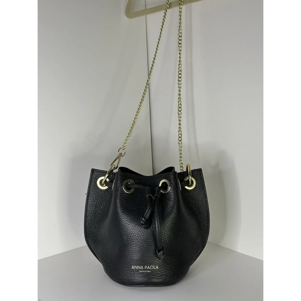 Anna Paola, Bucket Bag Black Pebbled Leather Drawstring Gold Chain Made In Italy